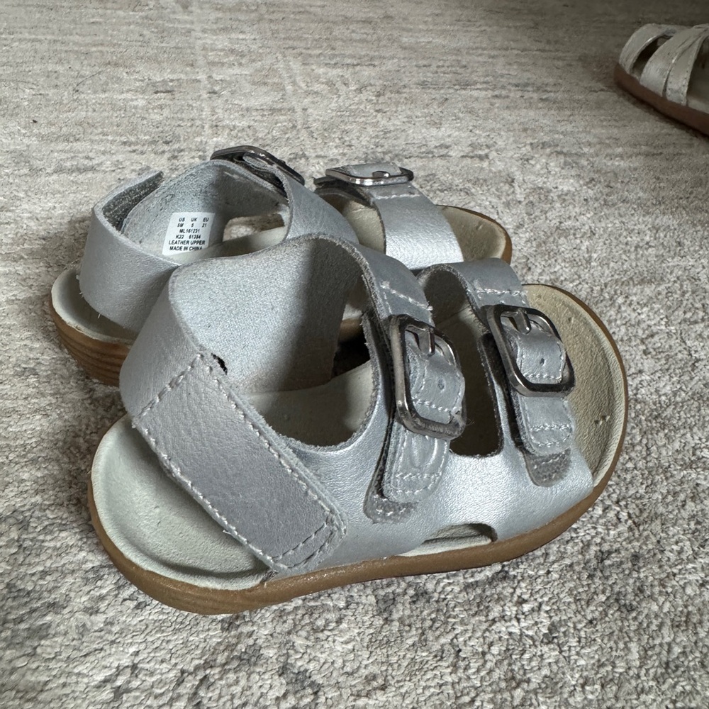 Merrell Bare Steps Silver Sandals - Picture 6 of 6
